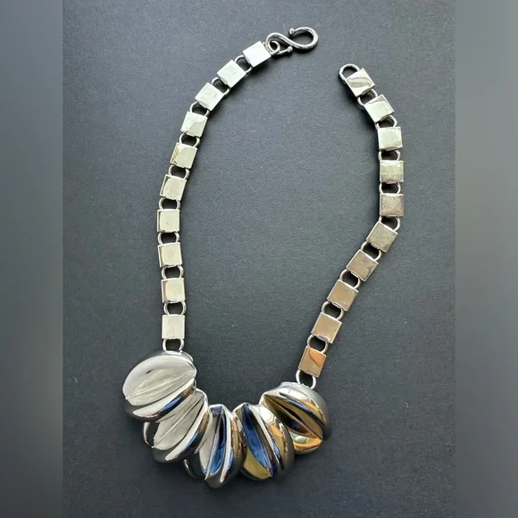 VTG Modernist Unique Shiny Chrome Necklace Chunky Bookchain Statement Tribal - Picture 6 of 7